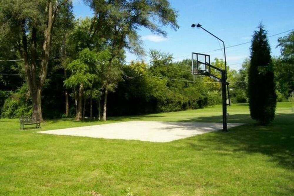 Photo of Outdoor in Justice