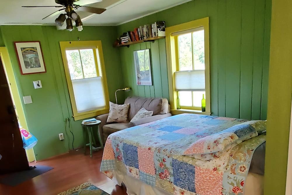 Photo of Bedroom in Washington