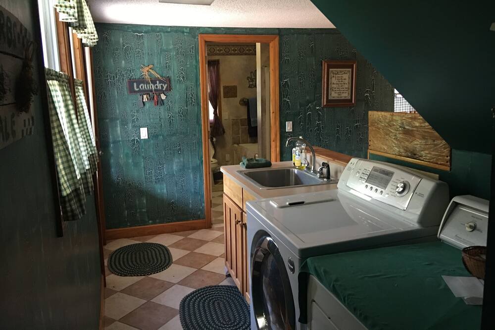 Photo of Bedroom in Holcomb