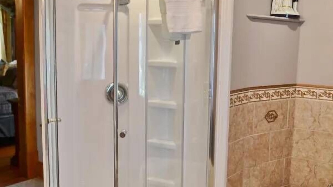 Photo of Bathroom in Prairie du Rocher