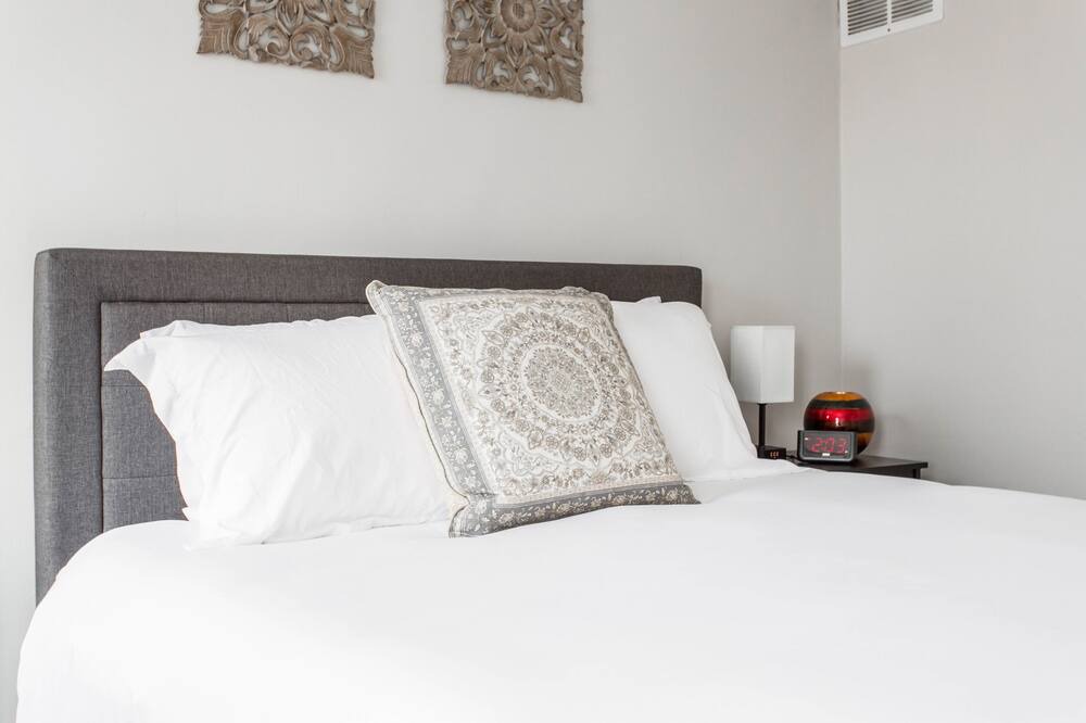 Photo of Bedroom in Libertyville