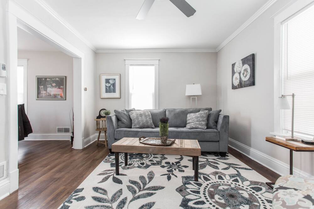 Photo of Livingroom in Libertyville