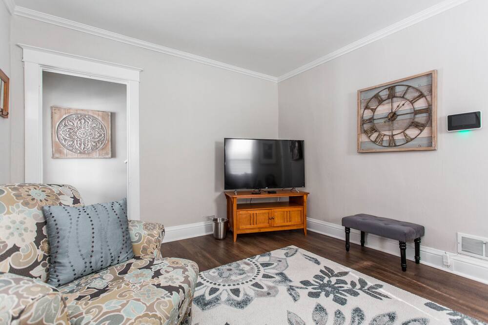 Photo of Bedroom in Libertyville