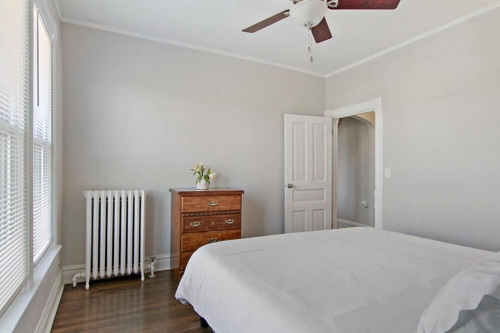 Photo of Bedroom in Libertyville