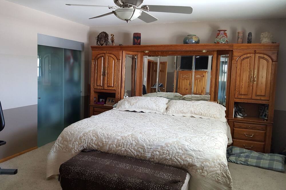 Photo of Bedroom in Homer Glen