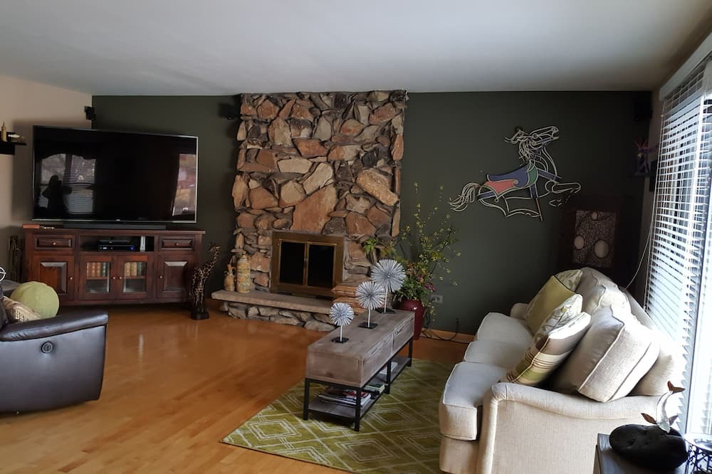 Photo of Bedroom in Homer Glen