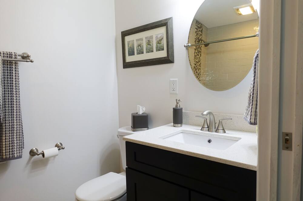 Photo of Bathroom in Scheller