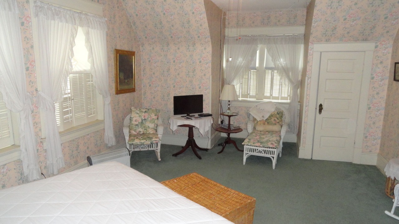 Photo of Bedroom in Rock Island