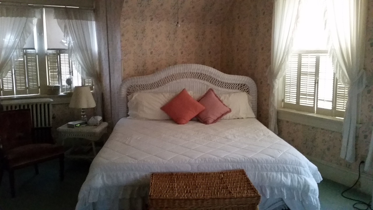 Photo of Bedroom in Rock Island