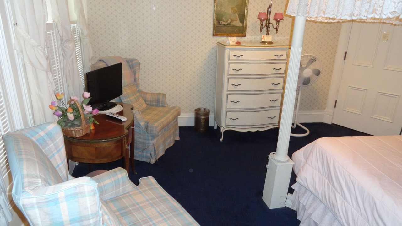 Photo of Bedroom in Rock Island