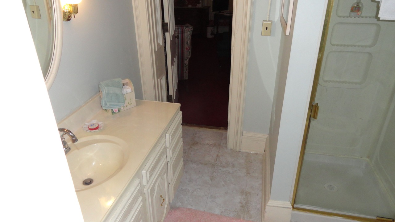 Photo of Bathroom in Rock Island