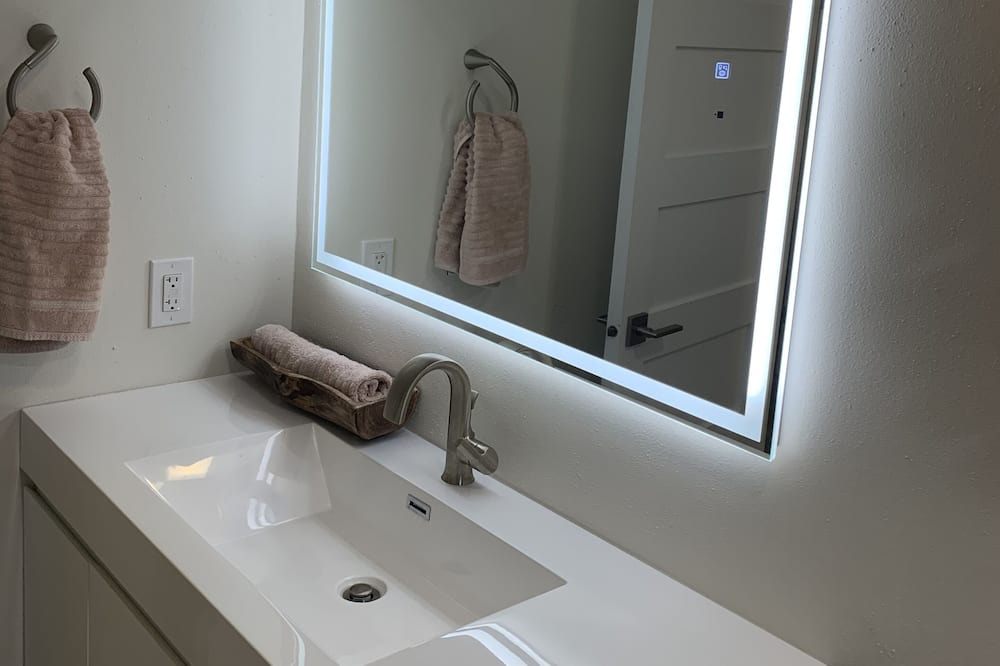 Photo of Bathroom in Shiloh