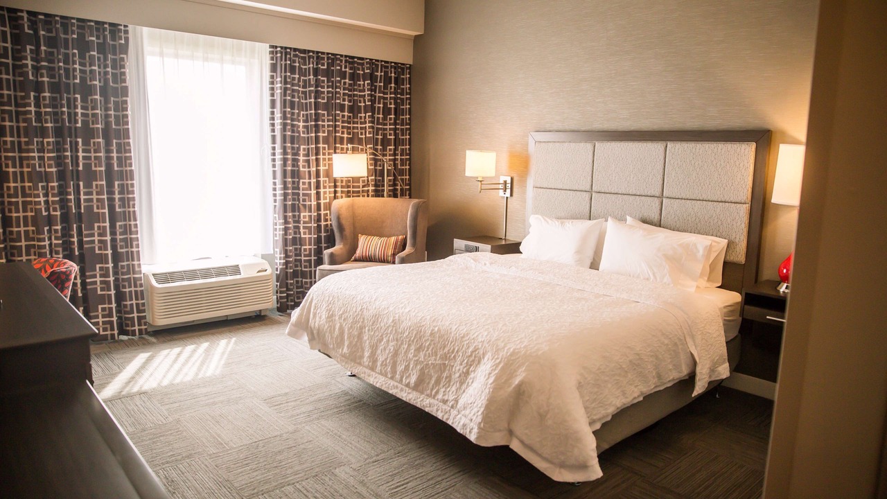 Photo of Bedroom in Pontiac