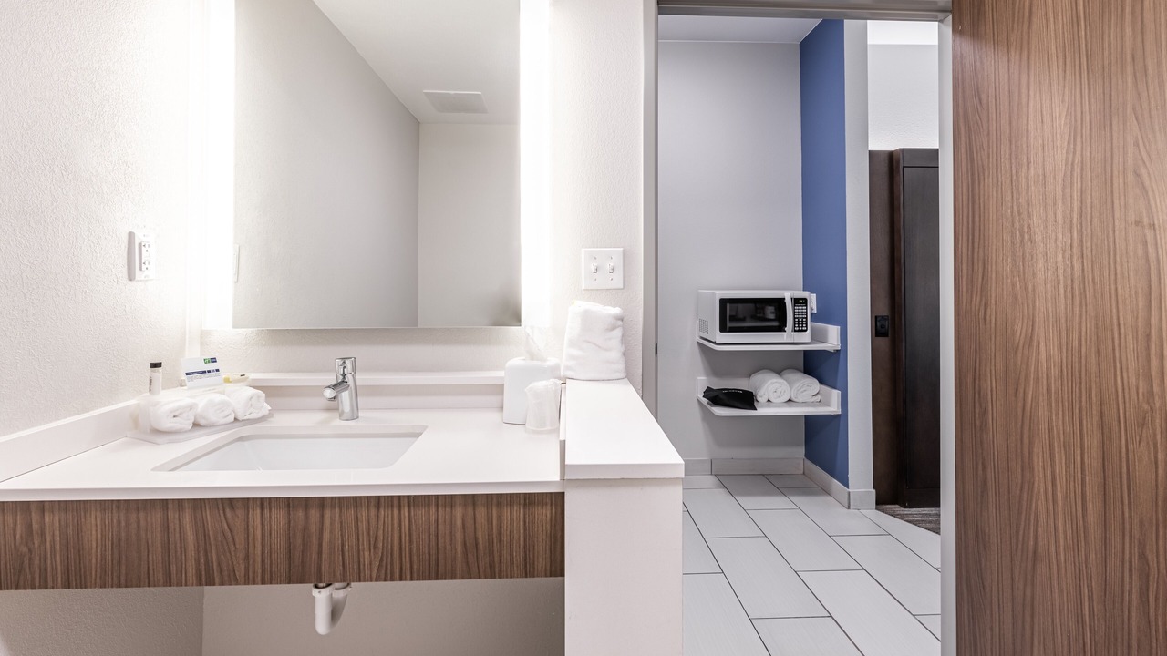Photo of Bathroom in Rantoul