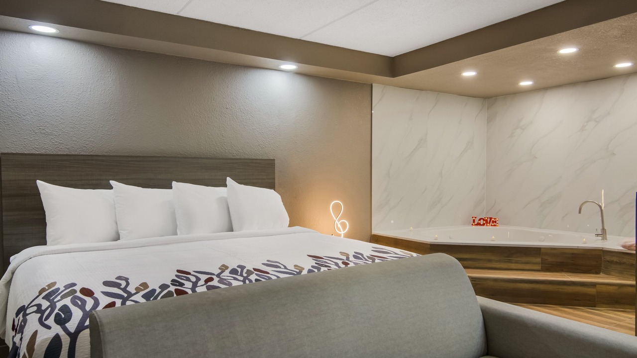 Photo of Bedroom in North Aurora