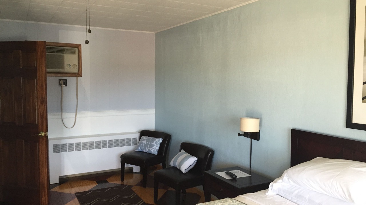 Photo of Bedroom in Pocahontas