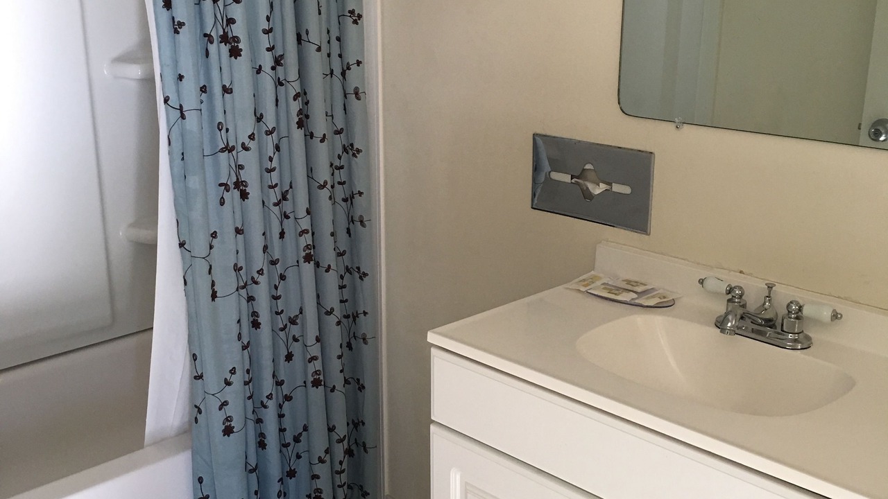 Photo of Bathroom in Olney