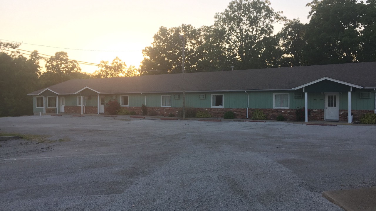 Photo of Others in Carlinville