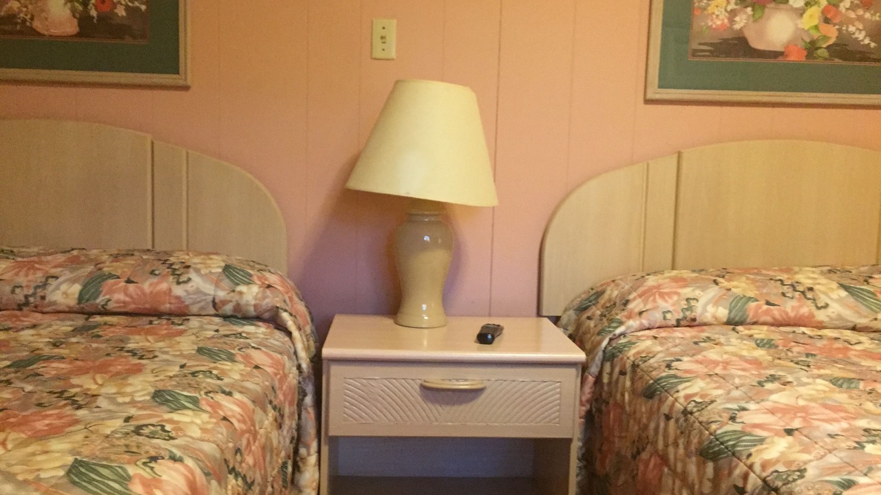 Photo of Bedroom in Carlinville
