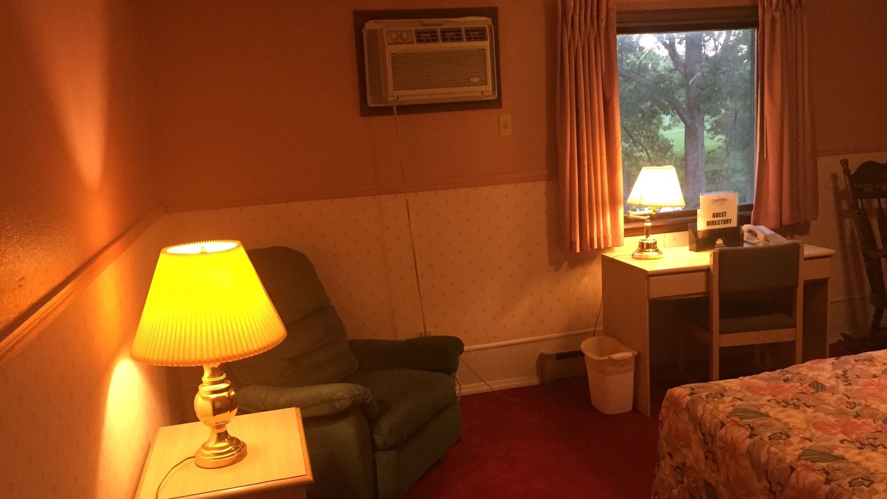 Photo of Bedroom in Carlinville