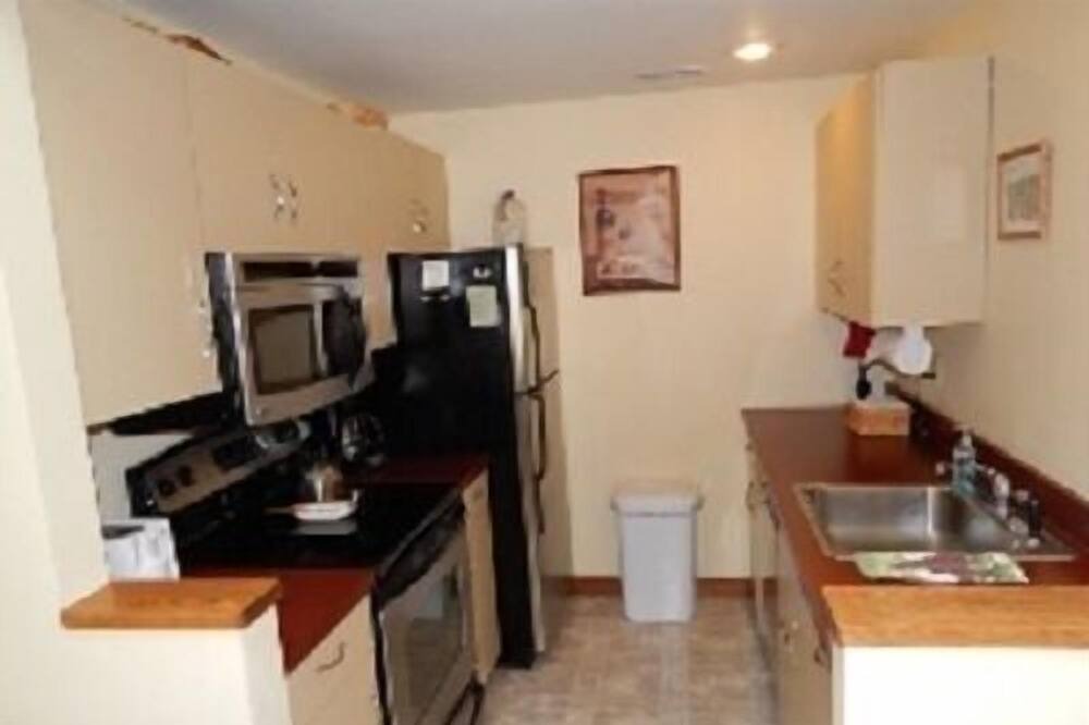Photo of Kitchen in The Galena Territory