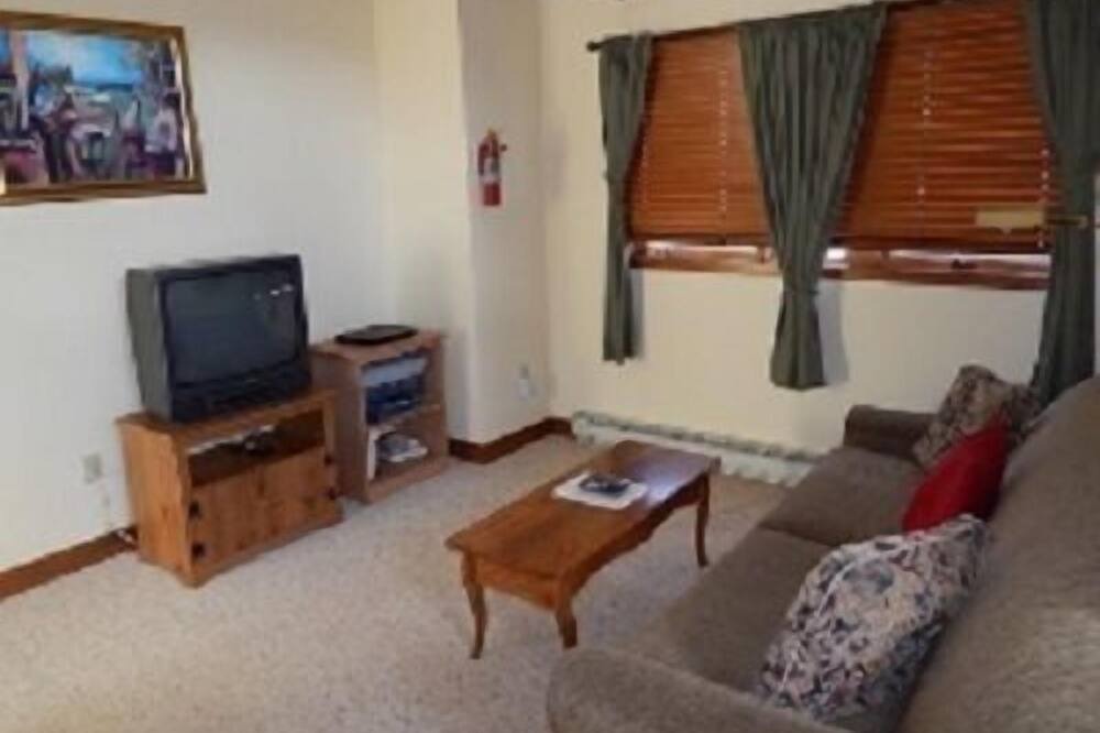 Photo of Livingroom in The Galena Territory