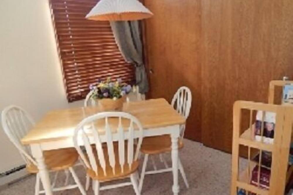 Photo of Livingroom in The Galena Territory