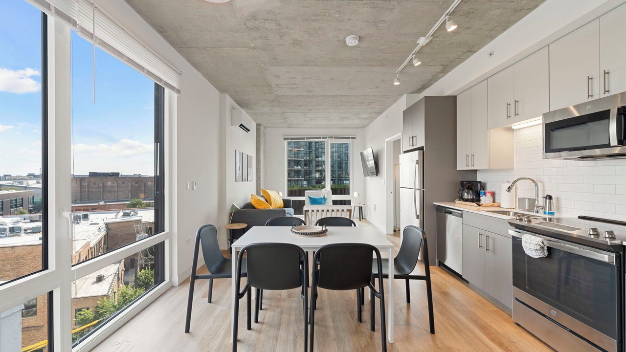 Photo of Bedroom in River North