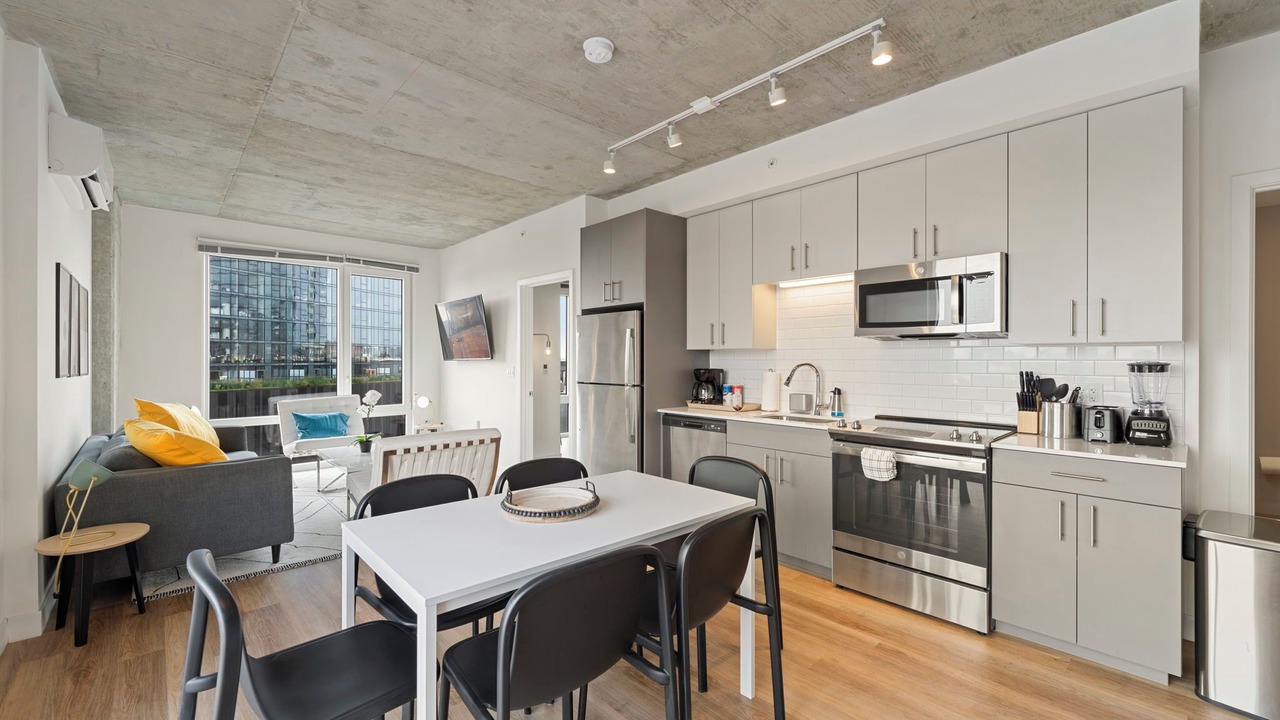 Photo of Bedroom in River North