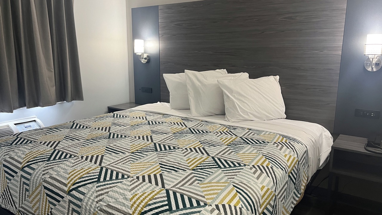 Photo of Bedroom in Washington Heights