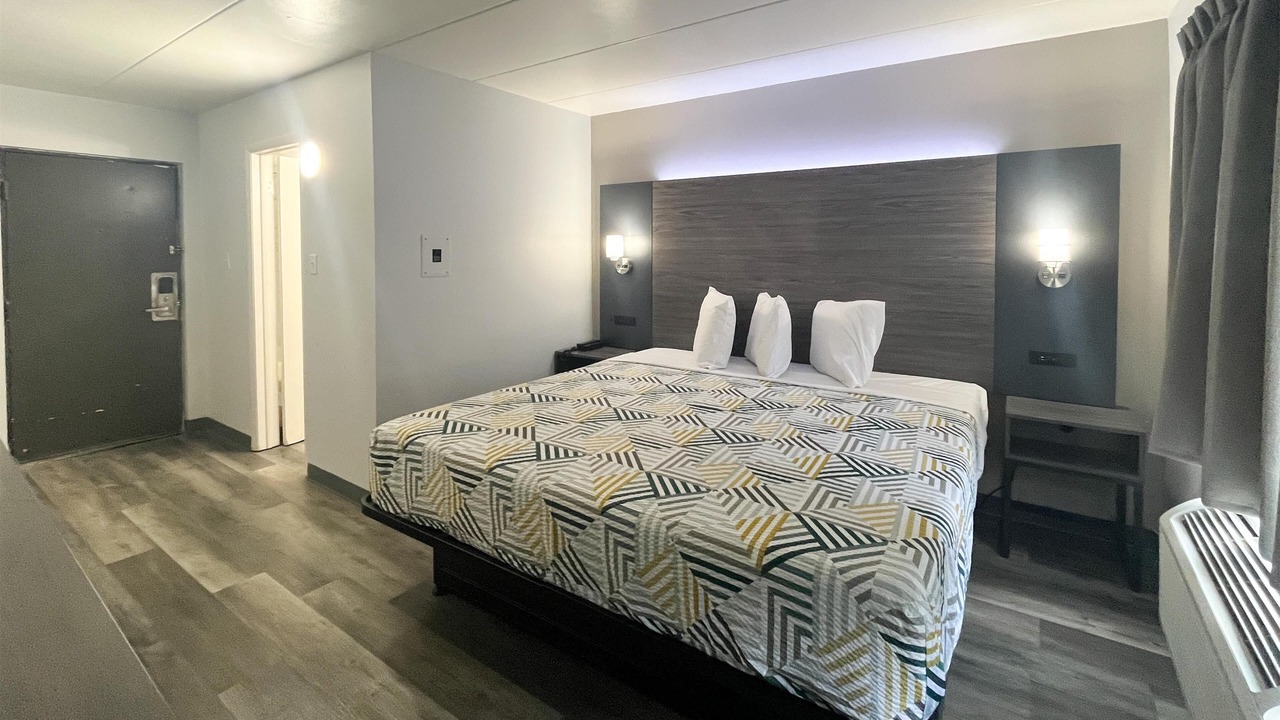 Photo of Bedroom in Washington Heights