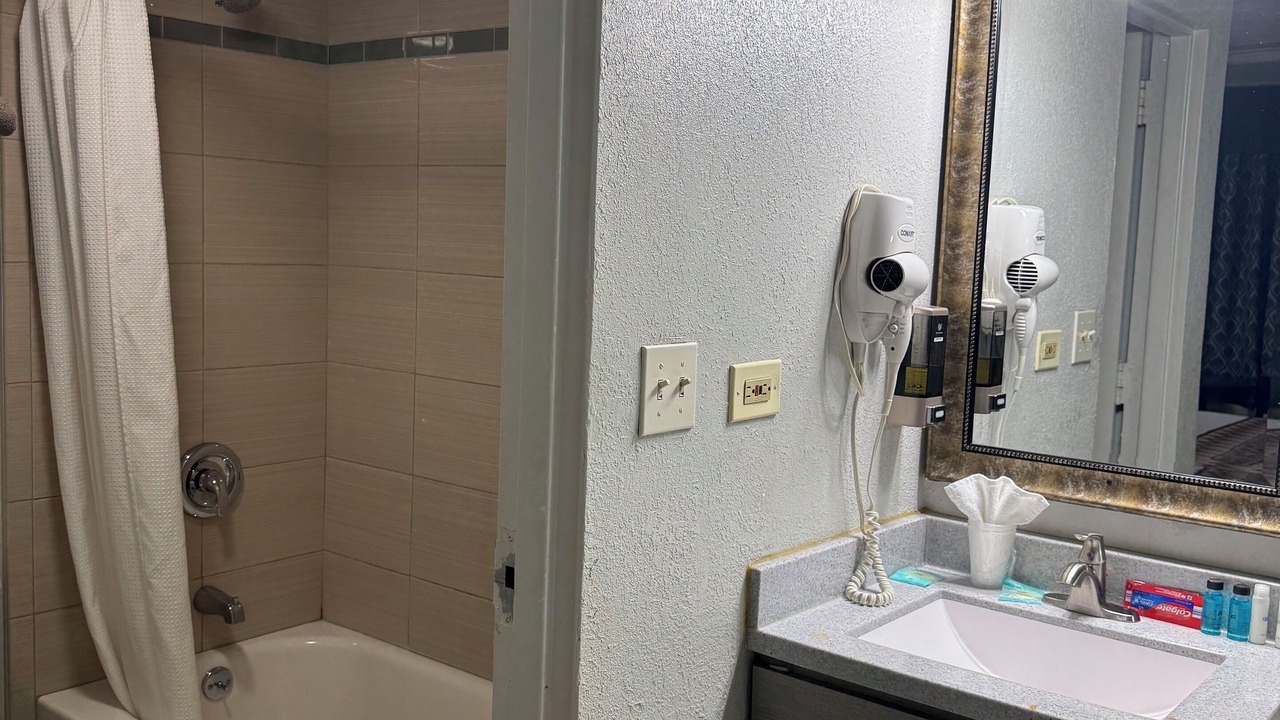 Photo of Bathroom in Chicago Ridge