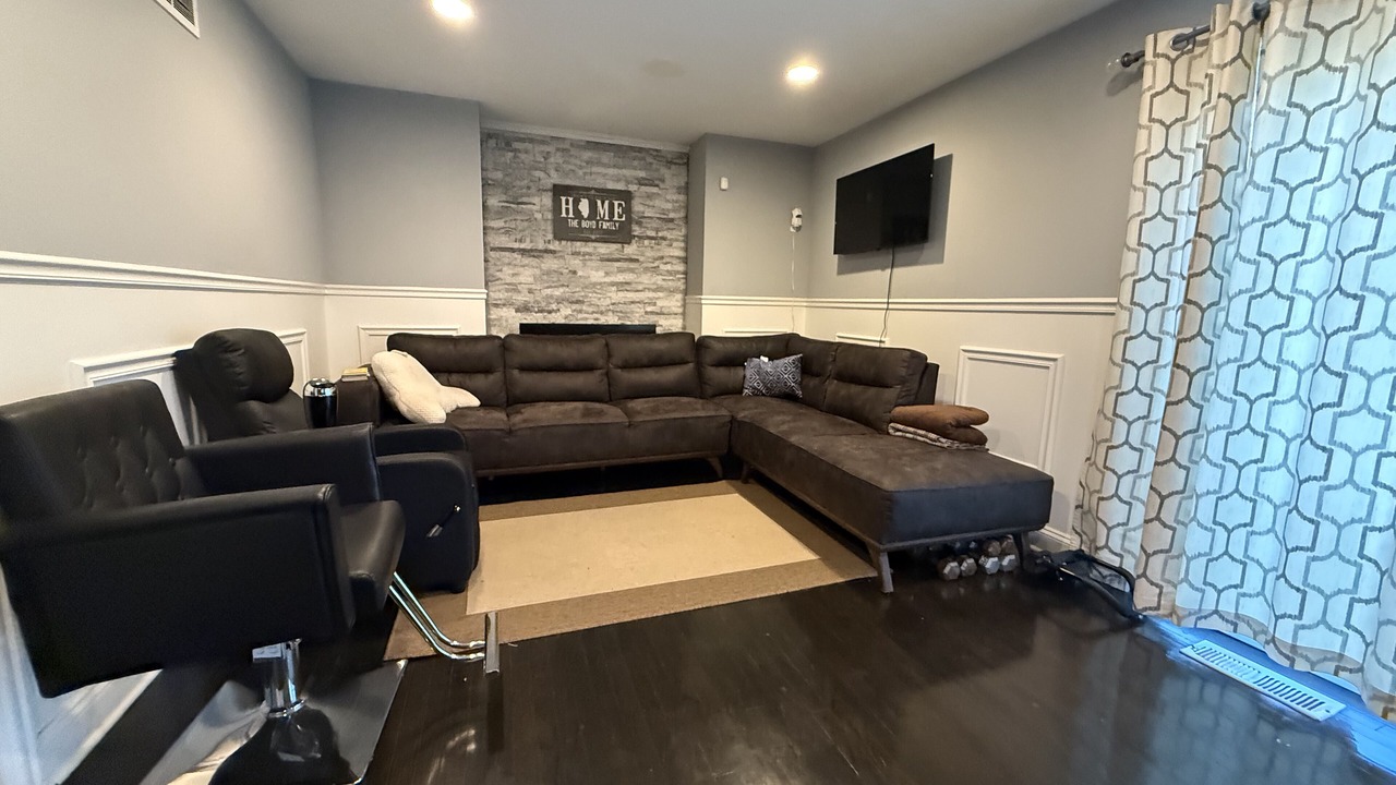 Photo of Livingroom in Forestview