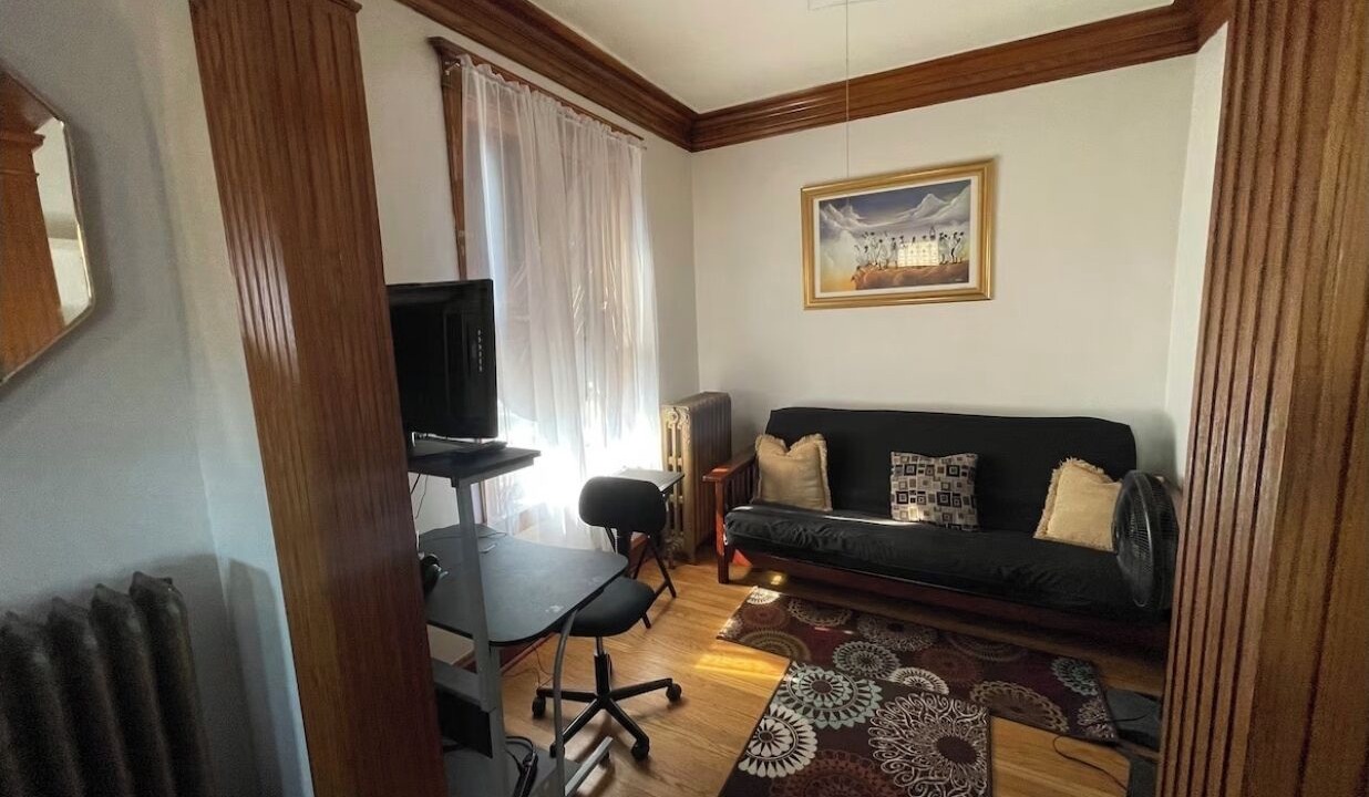 Photo of Livingroom in Blue Island