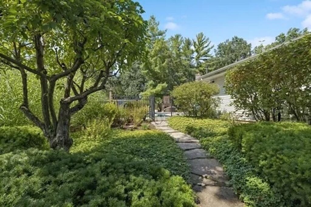 Photo of Outdoor in Green Oaks