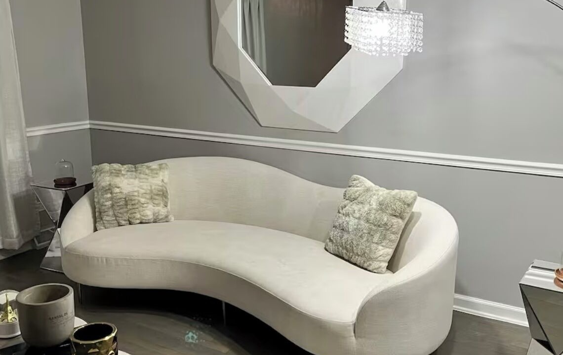 Photo of Livingroom in Homewood