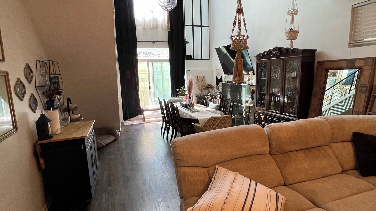 Photo of Livingroom in Wicker Park