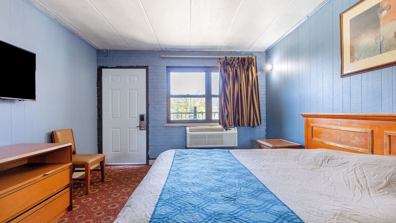 Photo of Bedroom in Chatham