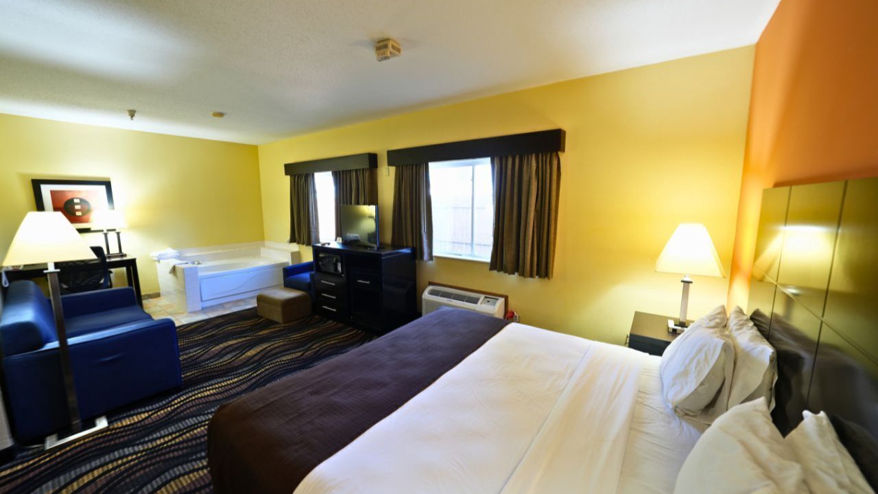 Photo of Bedroom in Streator