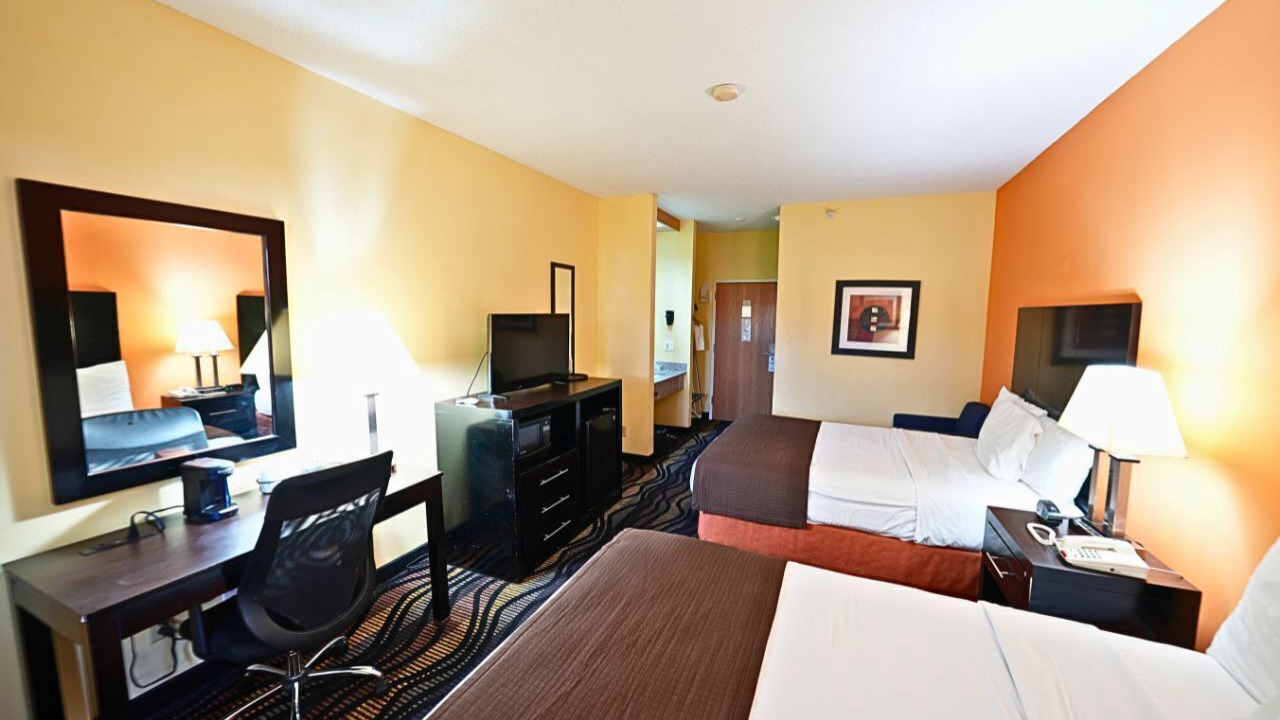 Photo of Bedroom in Streator