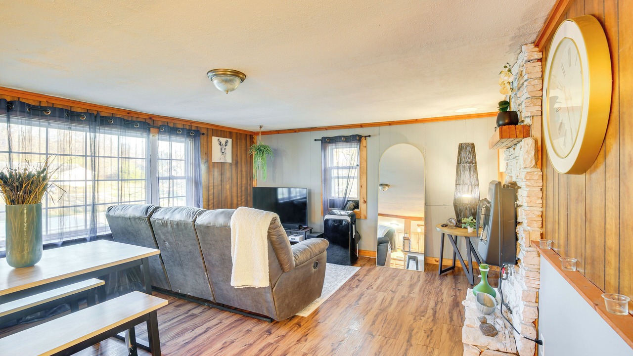 Photo of Livingroom in Mozier