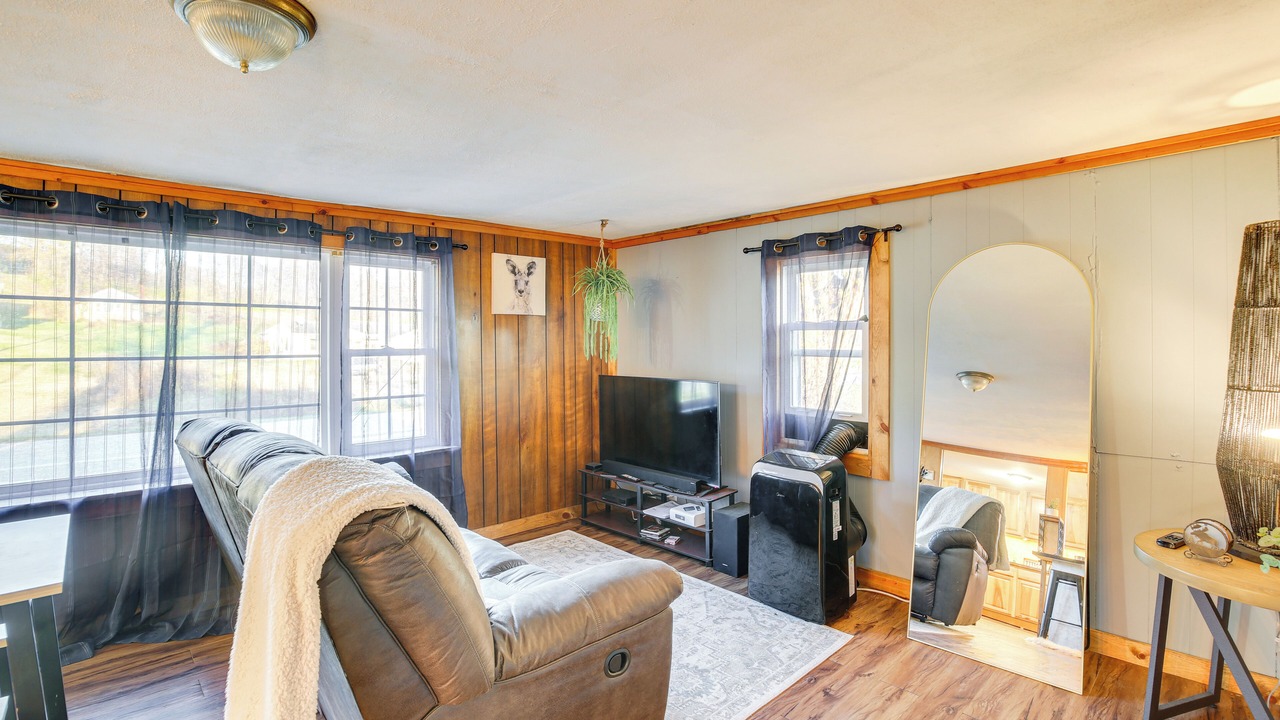 Photo of Livingroom in Mozier