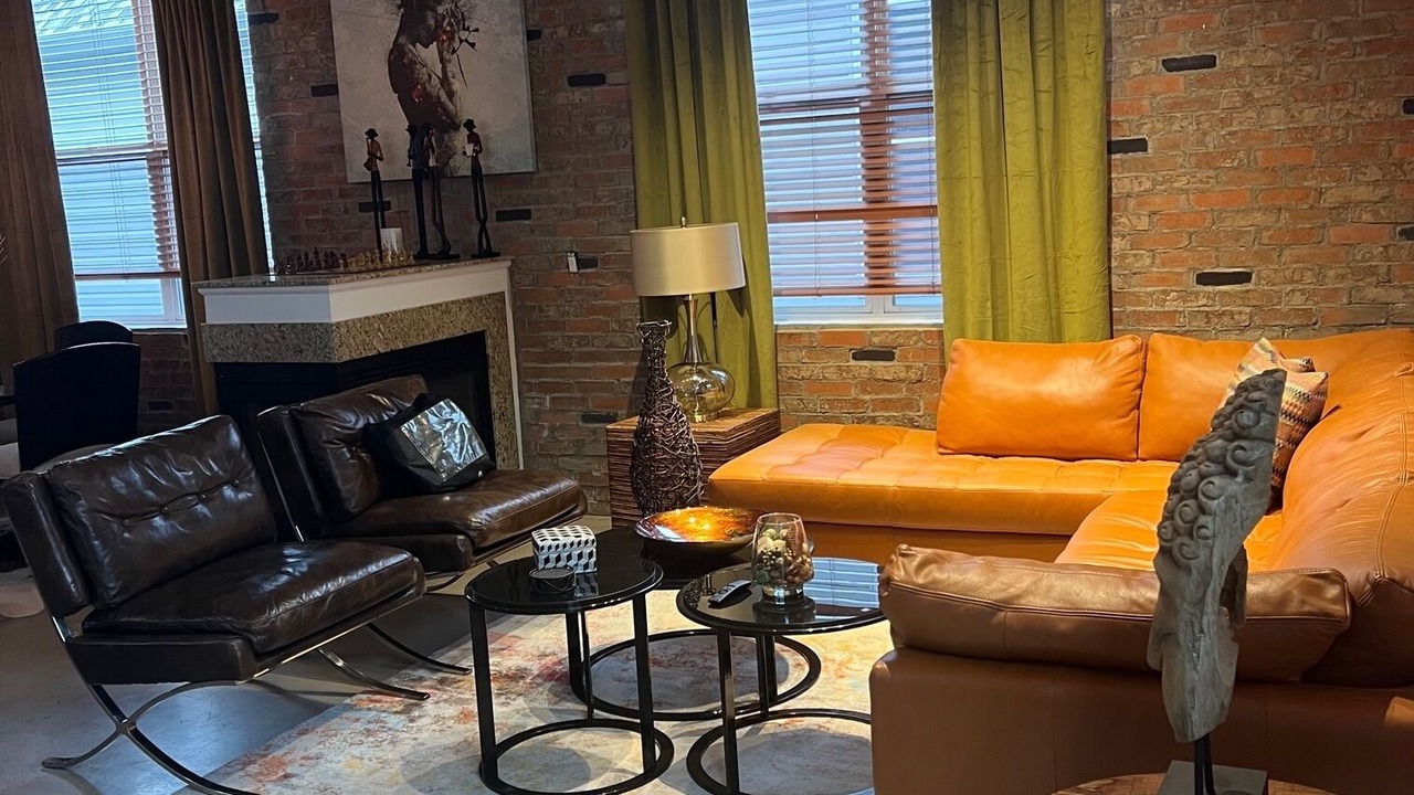 Photo of Livingroom in Fox Valley