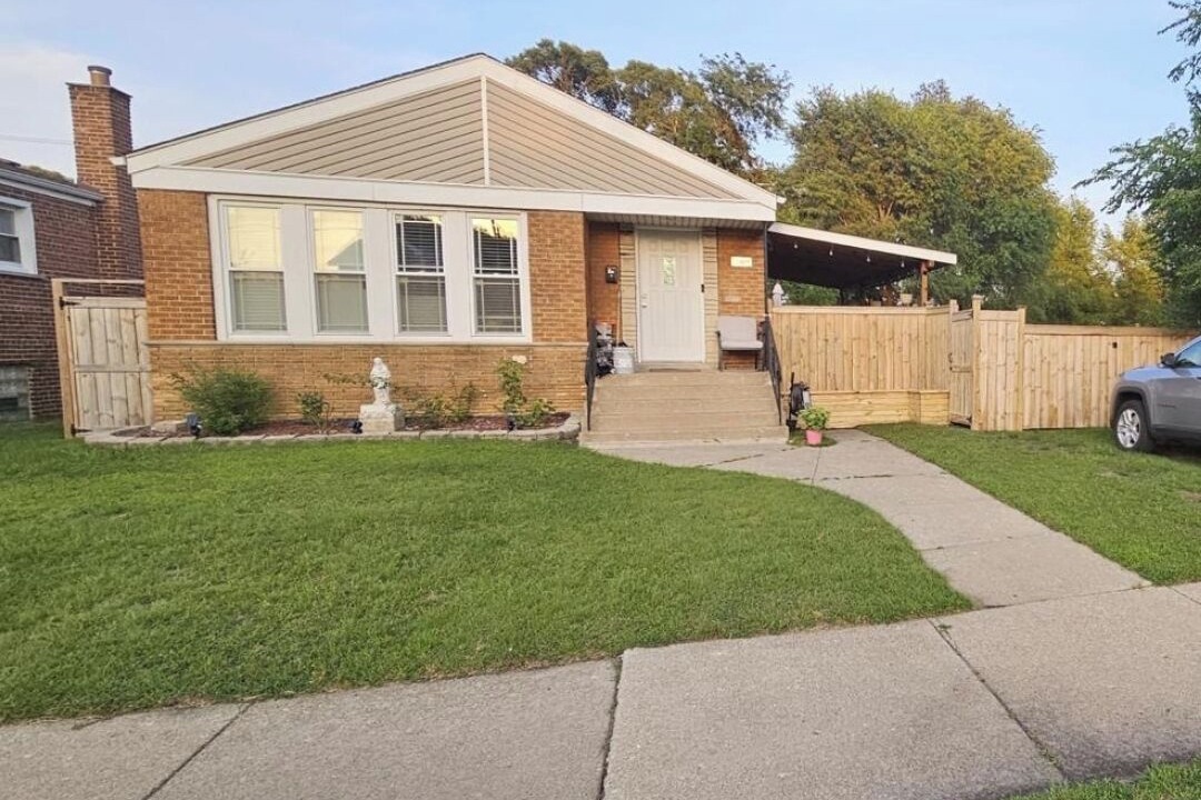 Photo of Outdoor in East Side