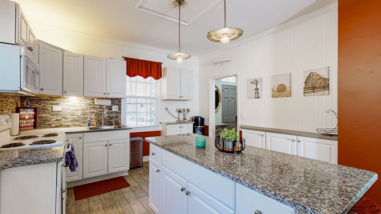 Photo of Kitchen in Holcomb