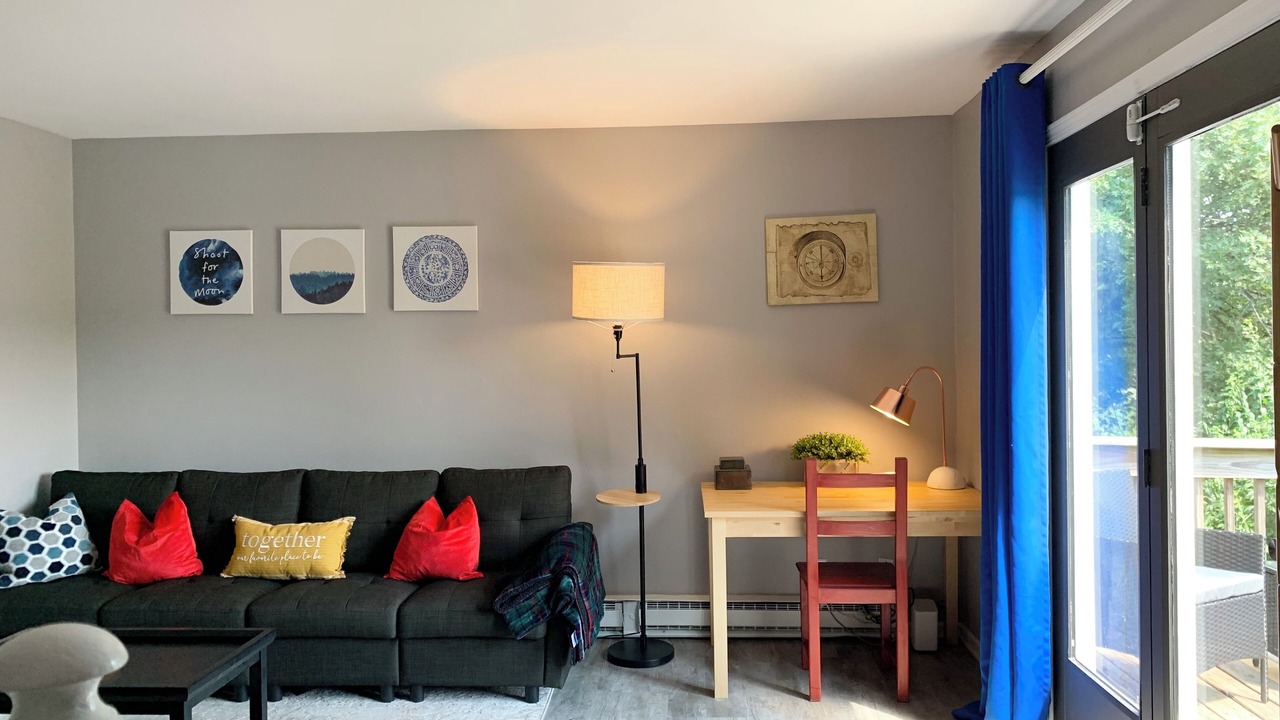 Photo of Livingroom in Yorkville