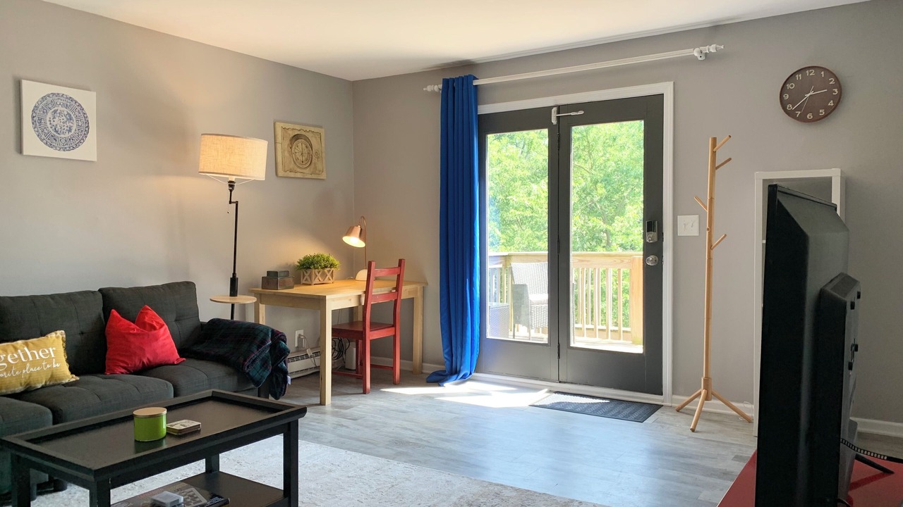 Photo of Livingroom in Yorkville
