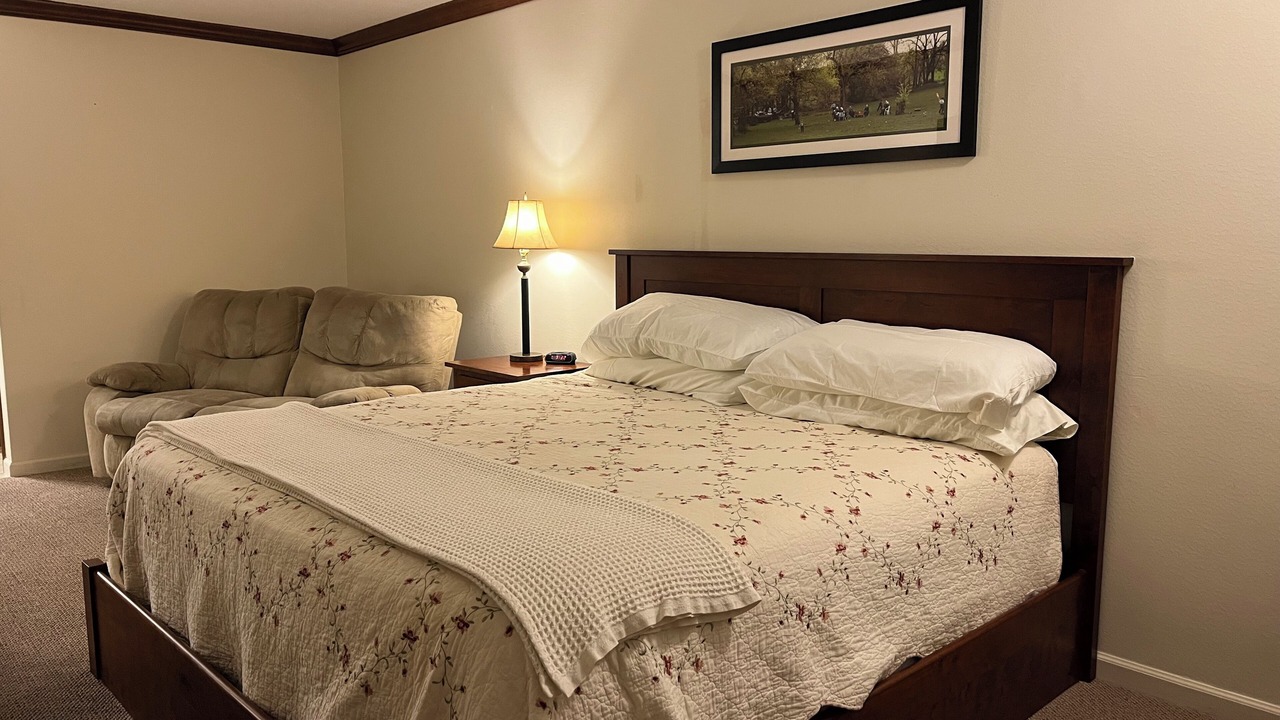 Photo of Bedroom in Arthur