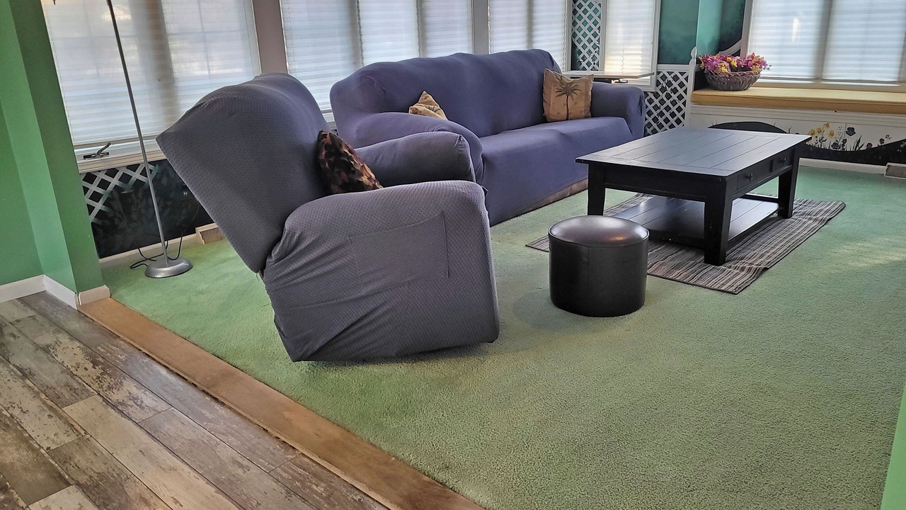 Photo of Livingroom in Leland Grove