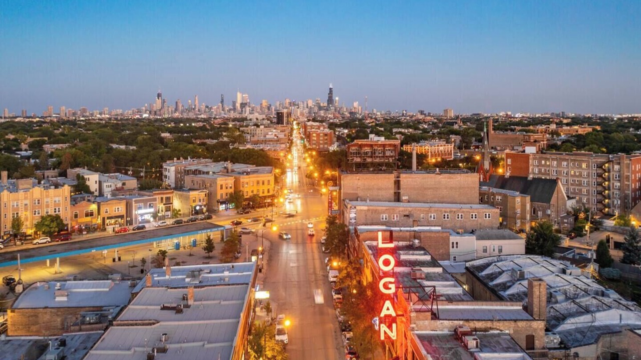 Photo of Outdoor in Belmont Cragin